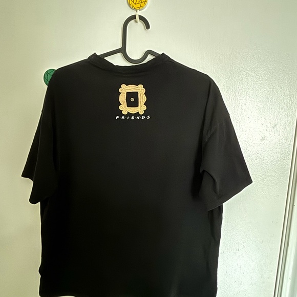 Friends T-shirt - Picture 2 of 3